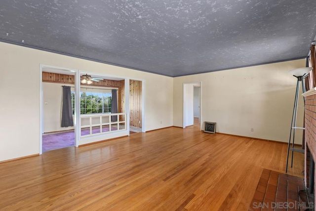 1890 Calmin Dr, Fallbrook, CA 92028