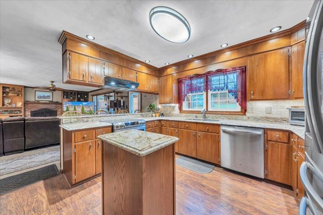 3336 Clara AVE SW, Roanoke, VA 24018