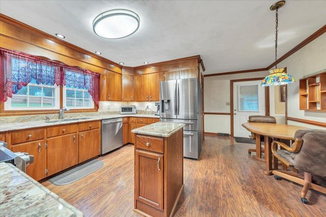 3336 Clara AVE SW, Roanoke, VA 24018