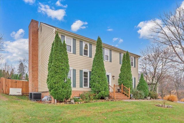 3336 Clara AVE SW, Roanoke, VA 24018