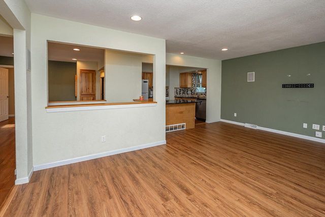 2267 W Grange AVENUE, Milwaukee, WI 53221