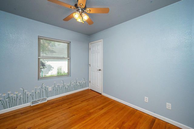 2267 W Grange AVENUE, Milwaukee, WI 53221