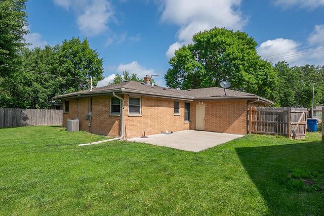 2267 W Grange AVENUE, Milwaukee, WI 53221