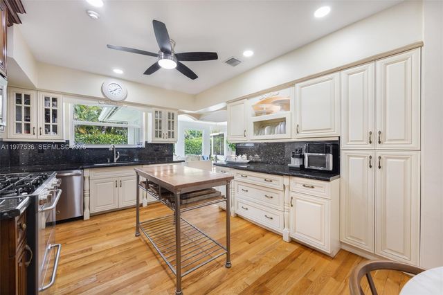 575 NE 97th St, Miami Shores, FL 33138