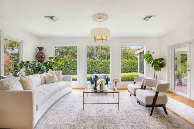 575 NE 97th St, Miami Shores, FL 33138