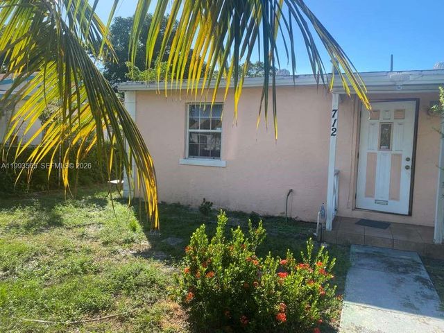 712 57th Street, West Palm Beach, FL 33407