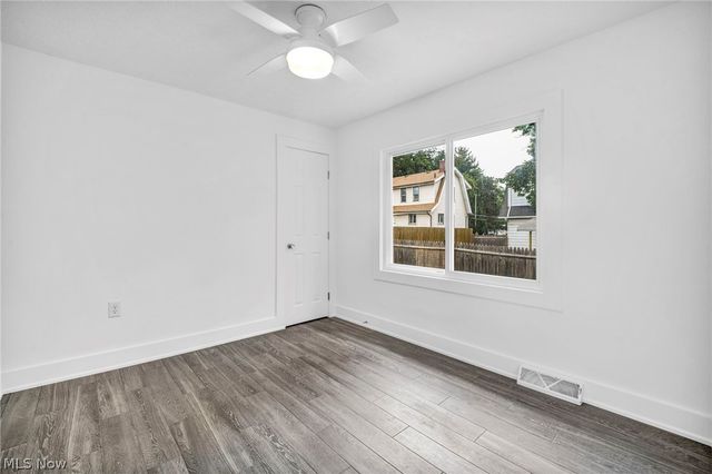 374 Frazier Avenue, Akron, OH 44305