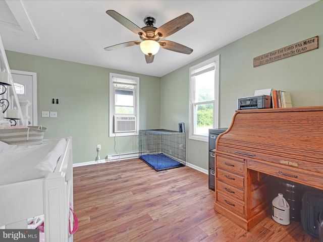 1056 BELLAIRE RD, Elizabethtown, PA 17022
