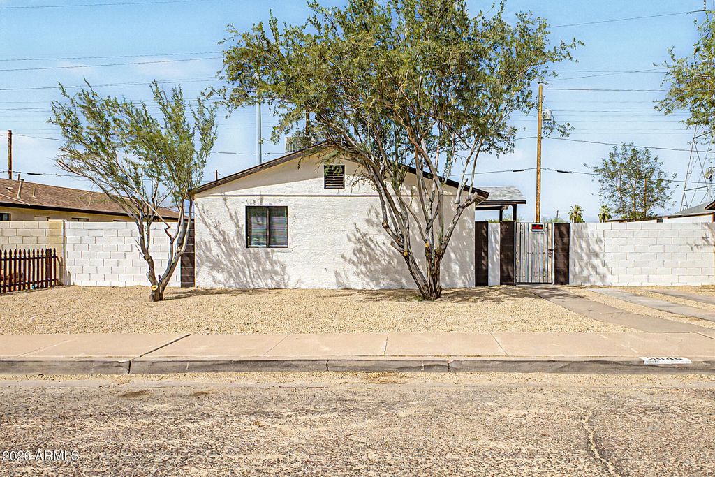 3646 W HADLEY Street, Phoenix, AZ 85009 — photo 2