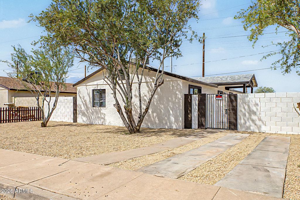 3646 W HADLEY Street, Phoenix, AZ 85009 — photo 4