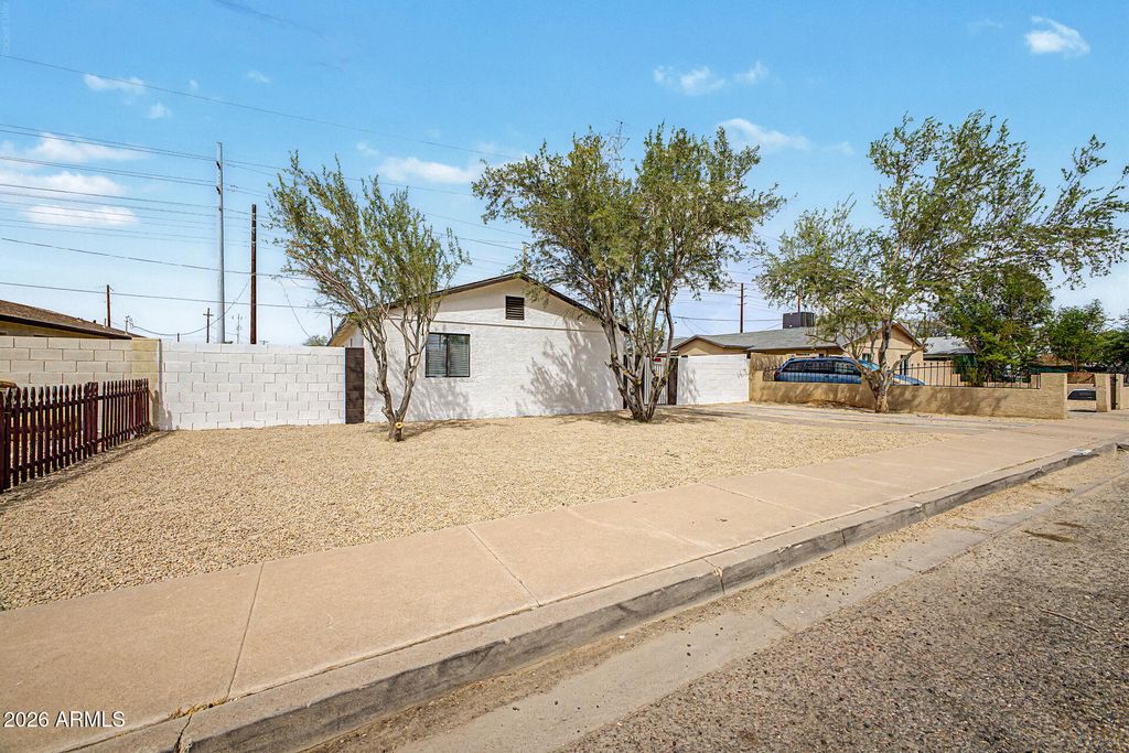 3646 W HADLEY Street, Phoenix, AZ 85009 — photo 5