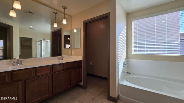 1845 N MANDEVILLE Lane, Casa Grande, AZ 85122