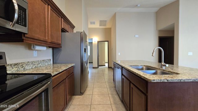 1845 N MANDEVILLE Lane, Casa Grande, AZ 85122