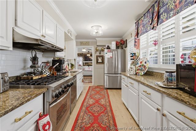 523 Vista Drive, Fayetteville, NC 28305