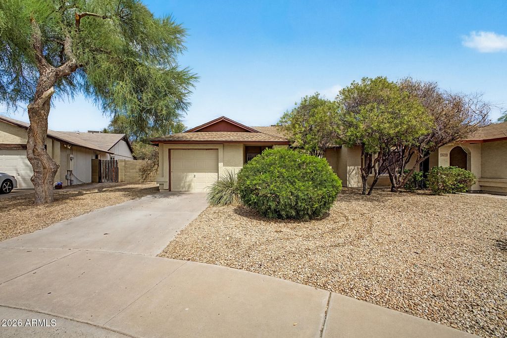 5614 W BUFFALO Street, Chandler, AZ 85226 — photo 3