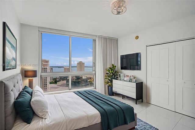 495 Brickell Ave 2301, Miami, FL 33131