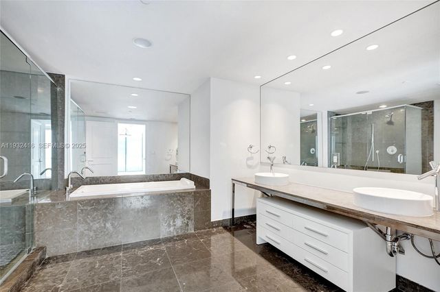 495 Brickell Ave 2301, Miami, FL 33131