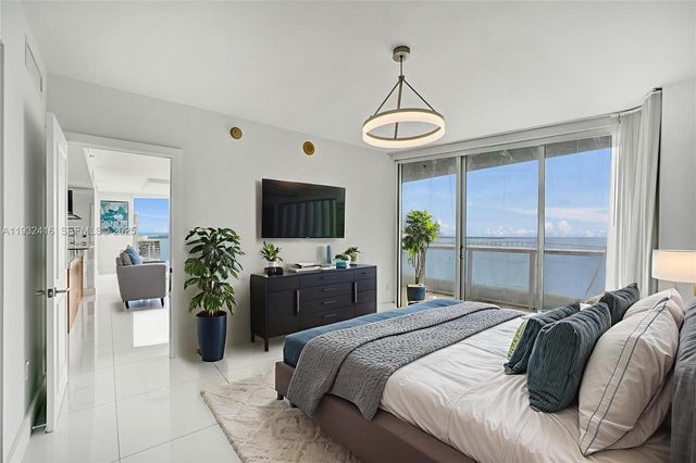 495 Brickell Ave 2301, Miami, FL 33131