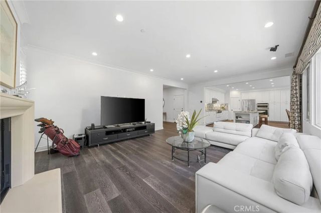 45 Triana, Irvine, CA 92618