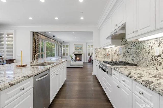 45 Triana, Irvine, CA 92618