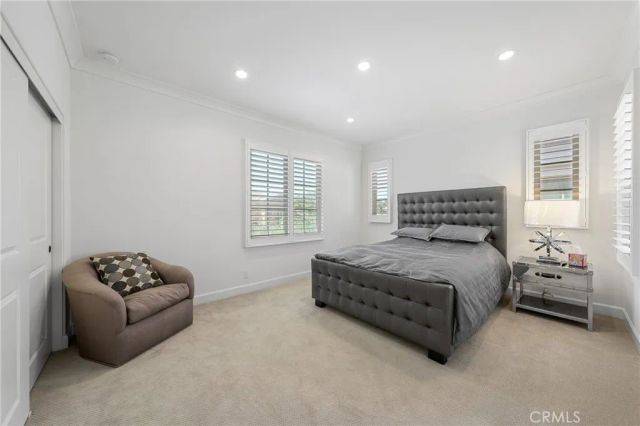 45 Triana, Irvine, CA 92618