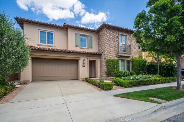 45 Triana, Irvine, CA 92618