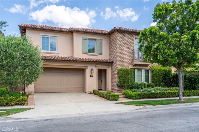 45 Triana, Irvine, CA 92618