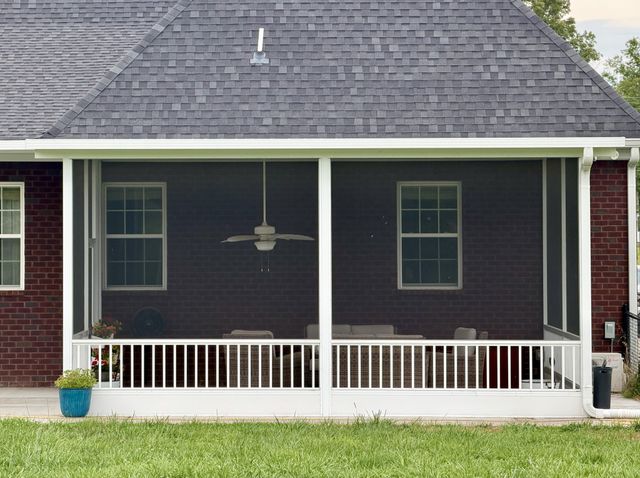 1469 Ledford Mill Rd, Normandy, TN 37360