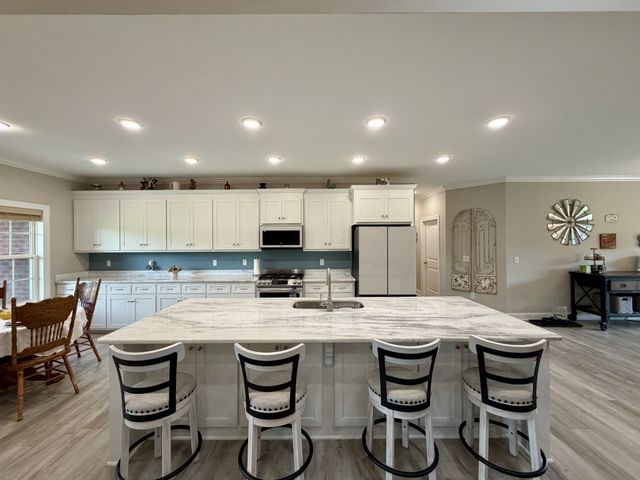 1469 Ledford Mill Rd, Normandy, TN 37360
