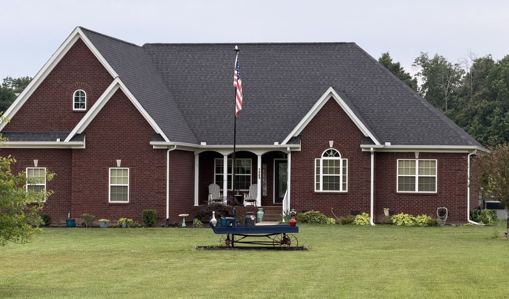 1469 Ledford Mill Rd, Normandy, TN 37360