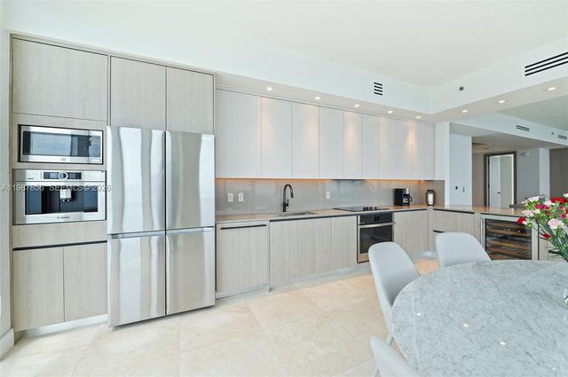 15901 Collins Ave 1801, Sunny Isles Beach, FL 33160