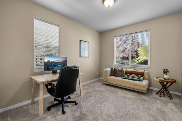 61192 Foxglove Loop, Bend, OR 97702