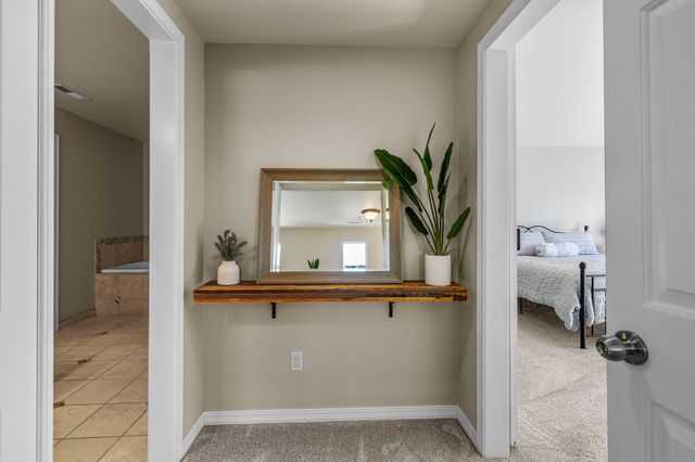 61192 Foxglove Loop, Bend, OR 97702