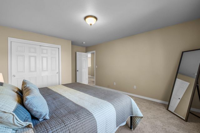 61192 Foxglove Loop, Bend, OR 97702