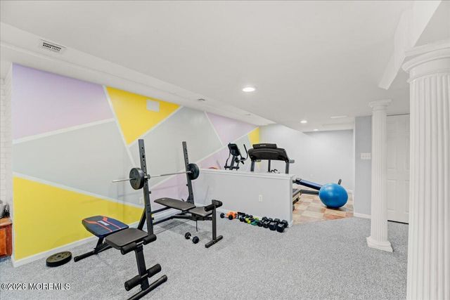 5 Cherry Point Court, Morganville, NJ 07751