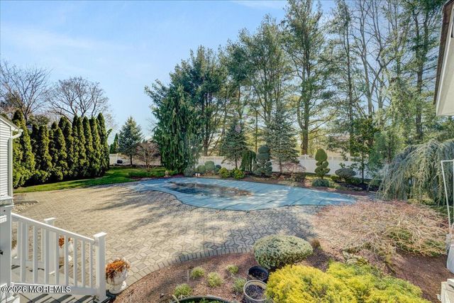 5 Cherry Point Court, Morganville, NJ 07751