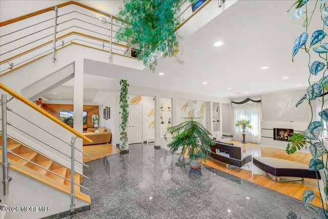 5 Cherry Point Court, Morganville, NJ 07751