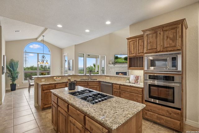 426 Pueblo Pintado, Helotes, TX 78023