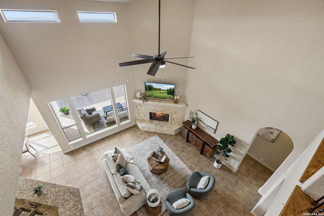 426 Pueblo Pintado, Helotes, TX 78023