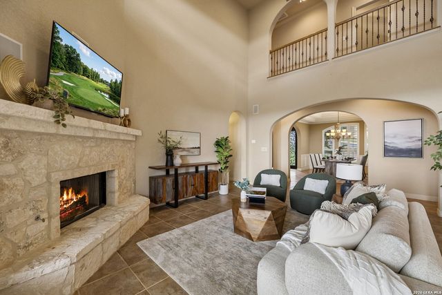 426 Pueblo Pintado, Helotes, TX 78023