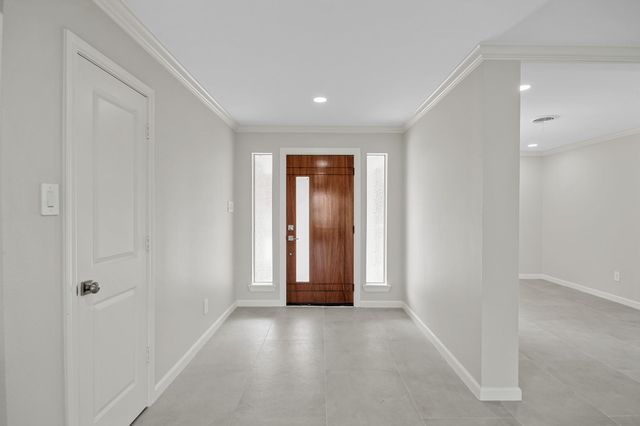 2261 Riverside Drive, West Columbia, TX 77486