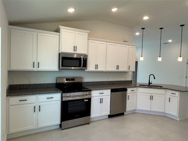 2632 AVERLAND LOOP, North Port, FL 34287