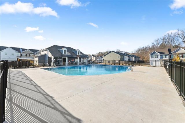 76 Regent Park, Hoschton, GA 30548