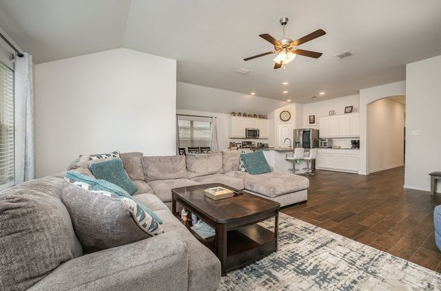 2924 Montrose Trail, Forney, TX 75126