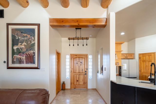 7000 Vatapa Road NE, Rio Rancho, NM 87144