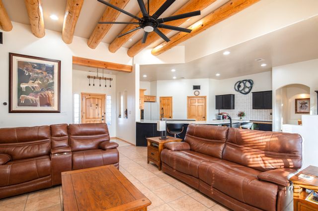 7000 Vatapa Road NE, Rio Rancho, NM 87144