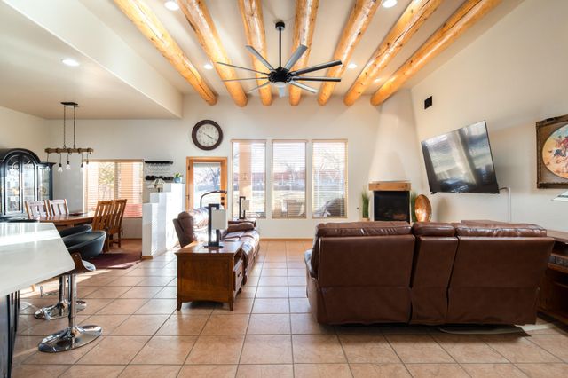 7000 Vatapa Road NE, Rio Rancho, NM 87144