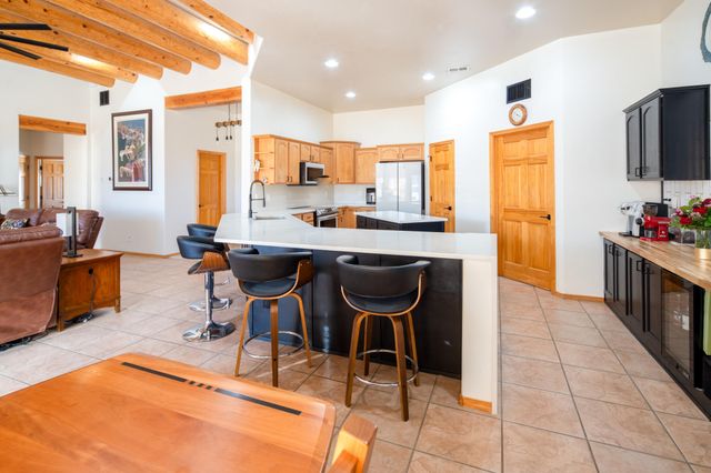 7000 Vatapa Road NE, Rio Rancho, NM 87144