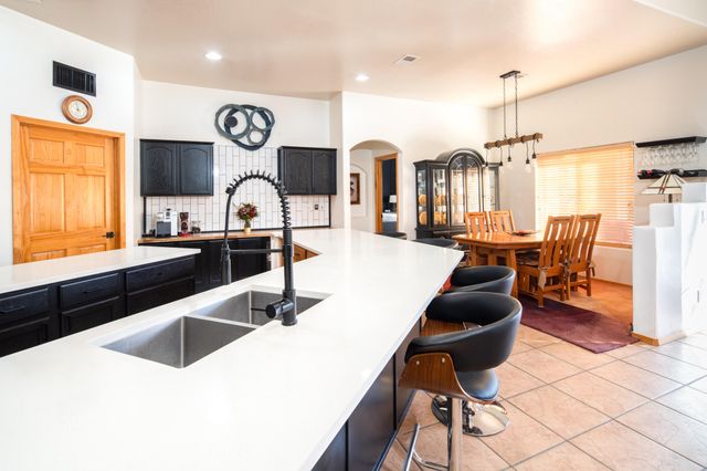 7000 Vatapa Road NE, Rio Rancho, NM 87144
