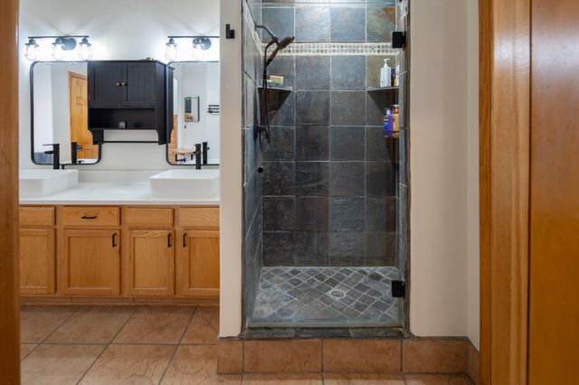 7000 Vatapa Road NE, Rio Rancho, NM 87144